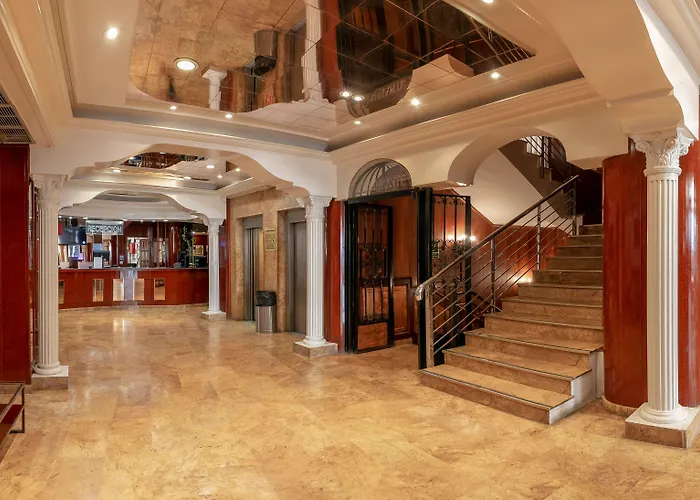 Отель Magic Cristal Park 3*
